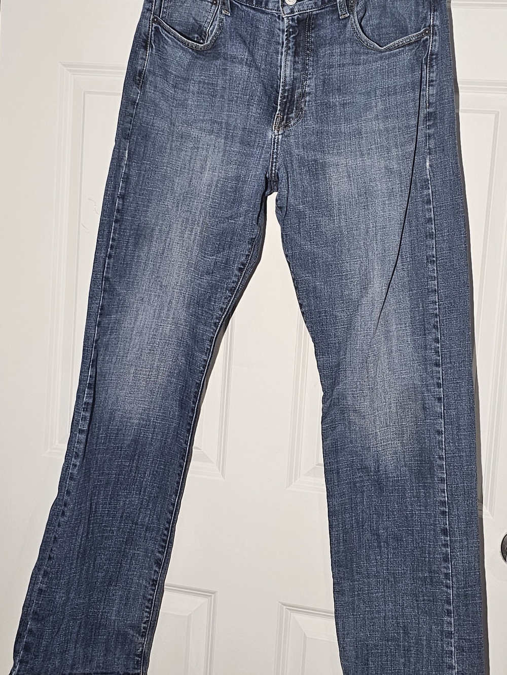 Lucky Brand 181 Relaxed Straight Jeans Mens W34 L34 Lot of 2 Blue Distressed - Picture 15 of 16